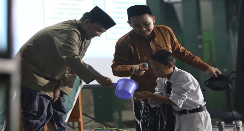 Pendidikan Karakter Negara Maju; "Adab".