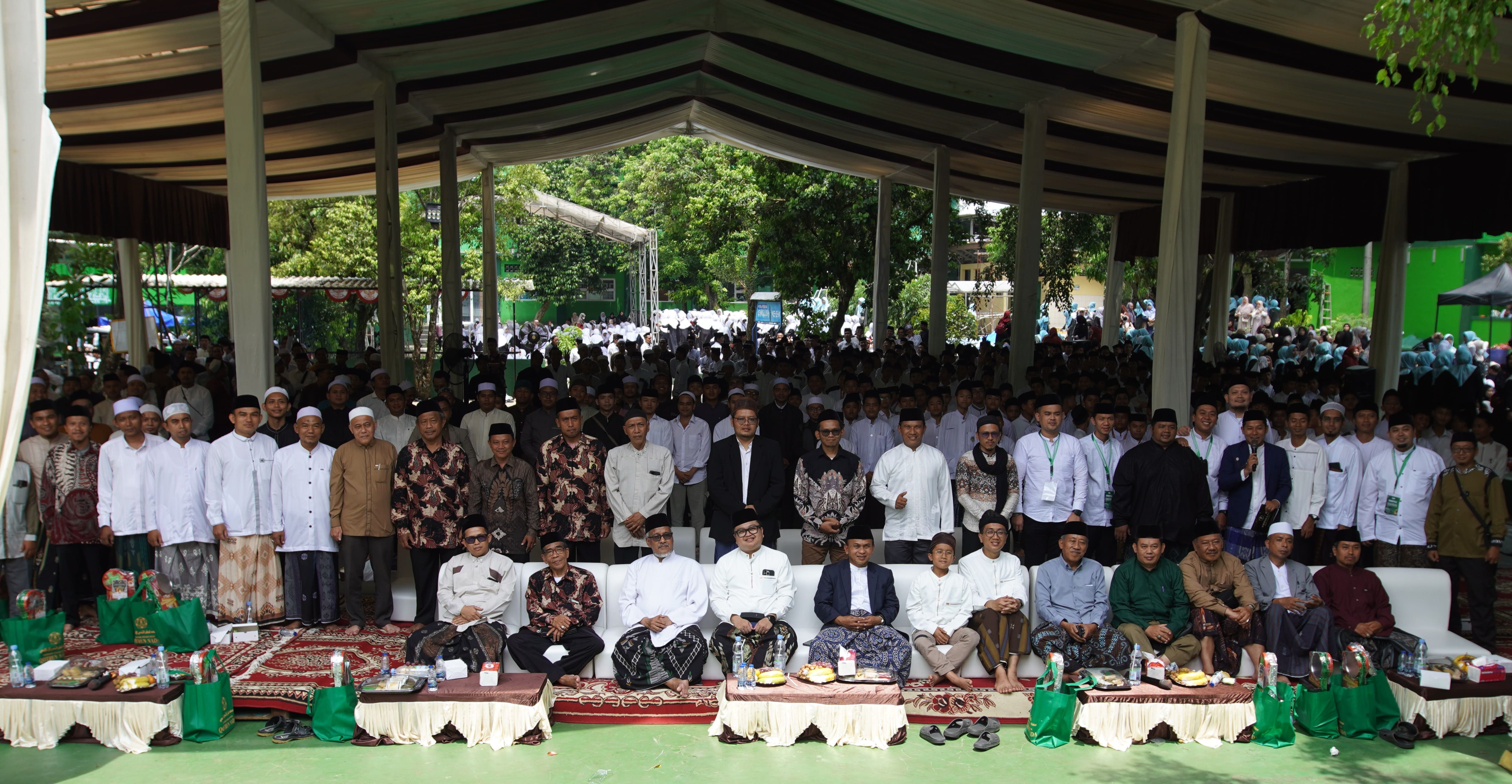 IKQNADA gelar halal bi halal - Sekaligus launching logo 30 tahun Qotrun Nada