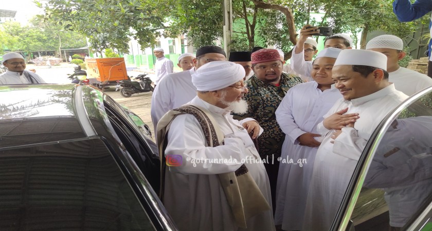 Pondok Pesantren Qotrun Nada Mendapatkan kunjungan Istimewa dari Kota Madinah - Arab Saudi