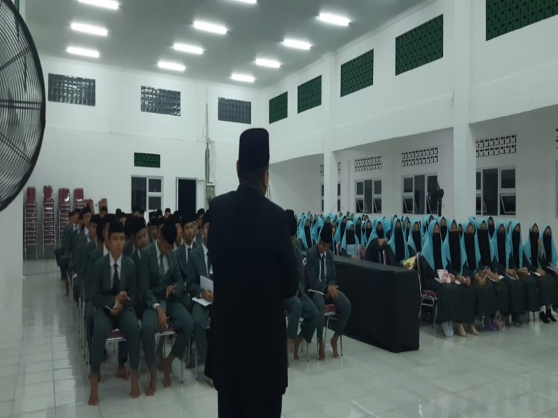 Pembekalan Santri Akhir 2019 · Foto 5